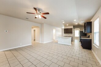 2503 Barbwire Way in San Antonio, TX - Building Photo - Building Photo