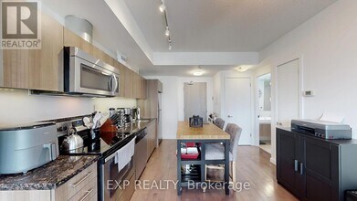 390-390 Cherry St in Toronto, ON - Building Photo - Building Photo