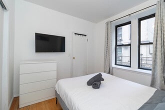 1830 1st Ave in New York, NY - Building Photo - Building Photo