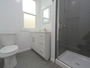2404 Telegraph Ave in Oakland, CA - Building Photo - Building Photo