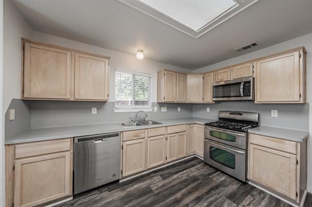 1214 Hardisty Dr in Arlington, TX - Building Photo - Building Photo