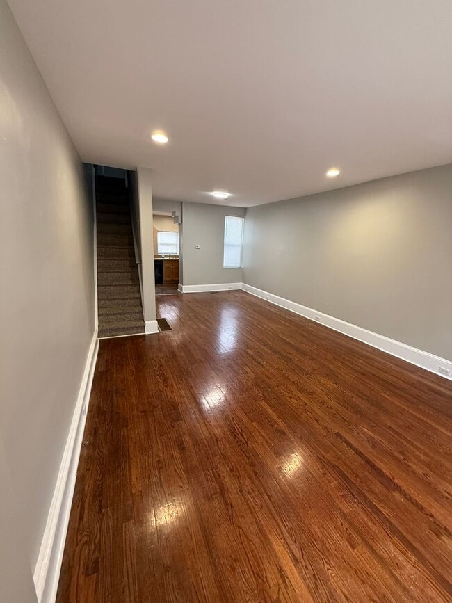 2443 S Hicks St in Philadelphia, PA - Building Photo - Building Photo