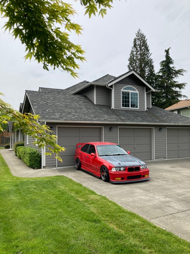 620 27th Ave SE in Puyallup, WA - Building Photo - Building Photo