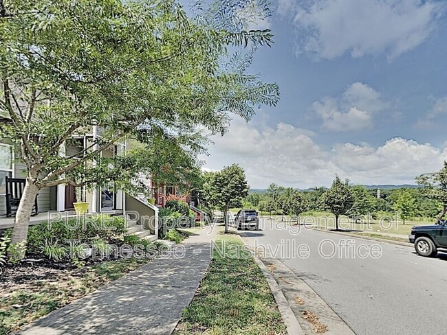 3525 Steffisburg Dr in Nashville, TN - Building Photo - Building Photo