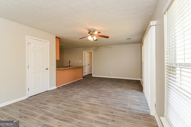4287 Sanders Rd in Powder Springs, GA - Building Photo - Building Photo