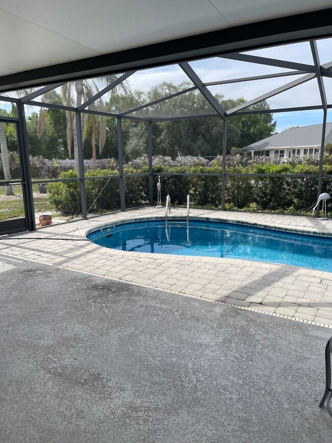 property at 420 S Brockfield Dr