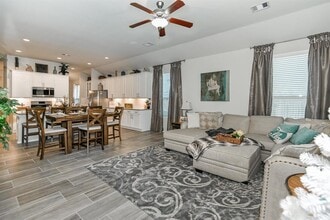 4731 Creekside Hvn Trl in Spring, TX - Building Photo - Building Photo