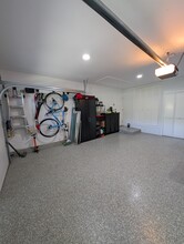 42 Almond Tree Ln in Irvine, CA - Building Photo - Building Photo