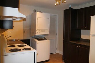 453 Main St W in Hamilton, ON - Building Photo - Building Photo