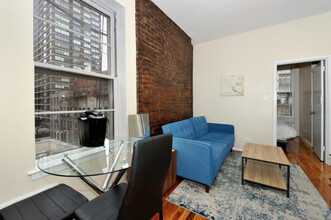 35 E 32nd St in New York, NY - Building Photo - Building Photo