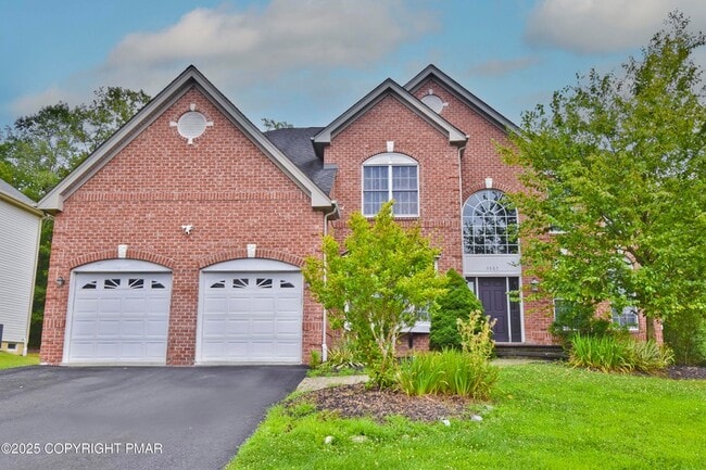 property at 3257 Doral Ct