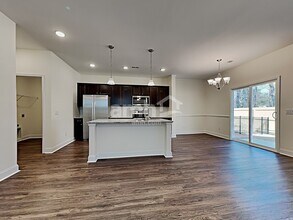 1829 Produce Ln in Johns Island, SC - Foto de edificio - Building Photo