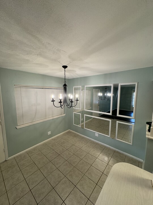 6718 Callaghan Rd, Unit Callaghan Place Apt 313 in San Antonio, TX - Foto de edificio