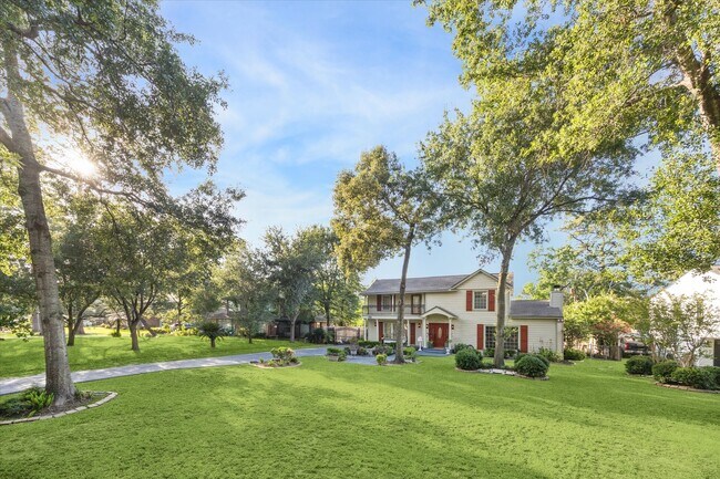 718 Garden Oaks Blvd