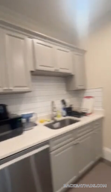 913 Boylston St in Boston, MA - Foto de edificio - Building Photo