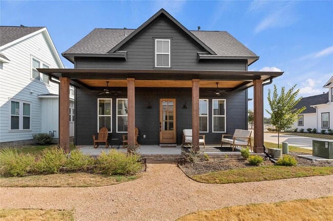 property at 1018 Grant Wood Ave