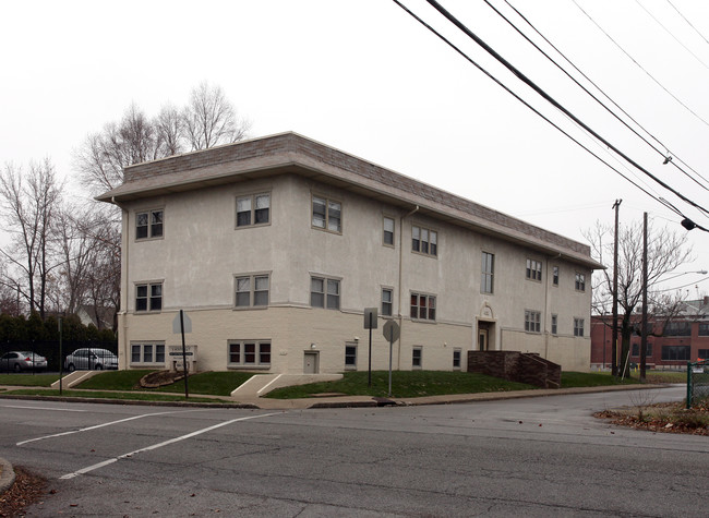 Pavillion in Indianapolis, IN - Foto de edificio - Building Photo