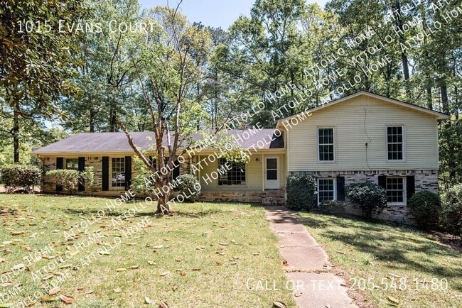1015 Evans Ct in Tuscaloosa, AL - Building Photo - Building Photo