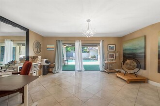 6204 Soaring Ave in Tampa, FL - Building Photo - Building Photo