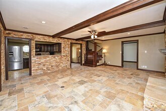 2802 S Doral Dr in Missouri City, TX - Building Photo - Building Photo