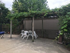 5718 N Mozart St in Chicago, IL - Building Photo - Building Photo