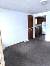 1650 Brighton Rd in Ellwood City, PA - Building Photo - Building Photo