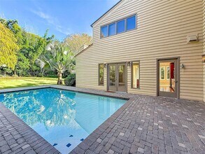 1351 Willow Brk Dr in Palm Harbor, FL - Building Photo - Building Photo