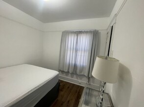 1625 W 55th St in Los Angeles, CA - Building Photo - Building Photo