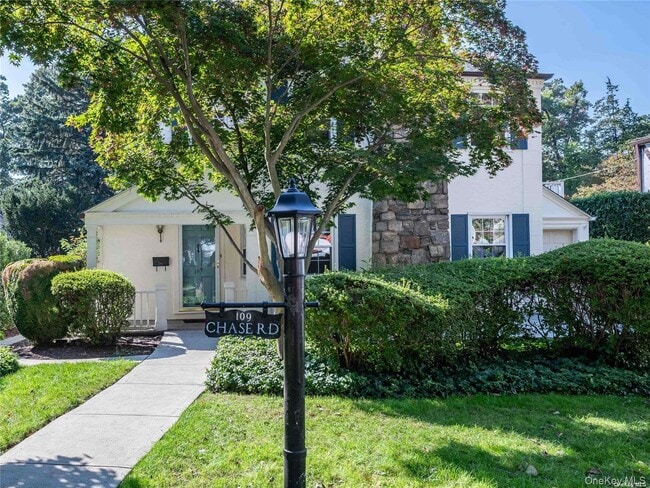 property at 109 Chase Rd