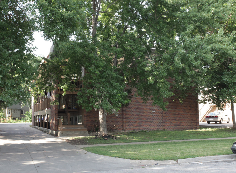 1831 J St in Lincoln, NE - Foto de edificio