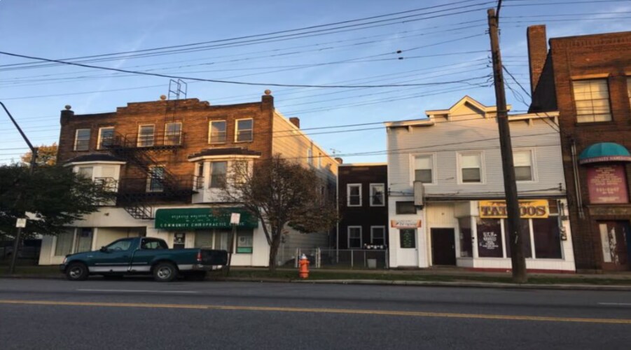 4033 Saint Clair Ave, Unit UW in Cleveland, OH - Foto de edificio