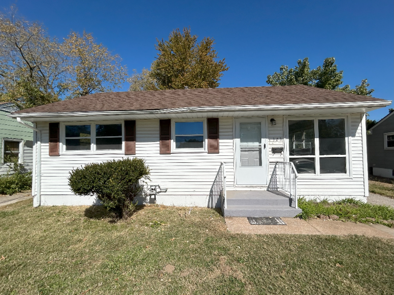 323 Shepley Dr in St. Louis, MO - Foto de edificio