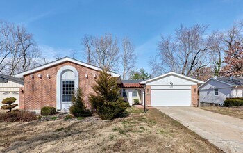 11359 Prentice Dr in Florissant, MO - Building Photo - Building Photo