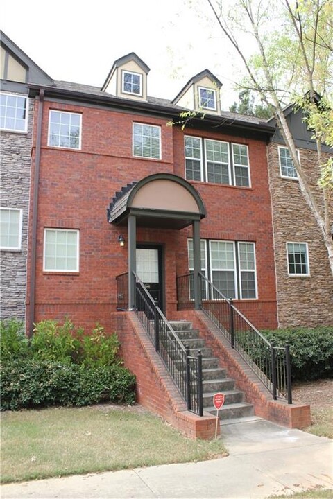 3649 Ashford Creek Pl NE in Atlanta, GA - Building Photo