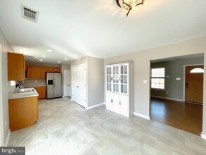 813 Yardley Dr in Prince Frederick, MD - Building Photo - Building Photo
