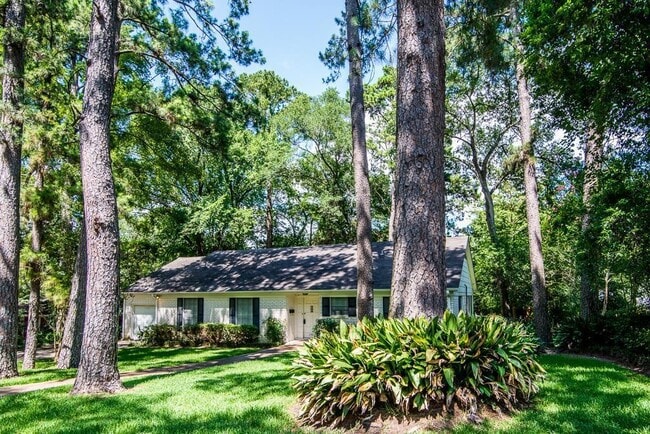 1701 Ave R in Huntsville, TX - Building Photo - Building Photo