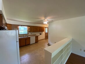 1003 E McHenry St in Urbana, IL - Building Photo - Building Photo