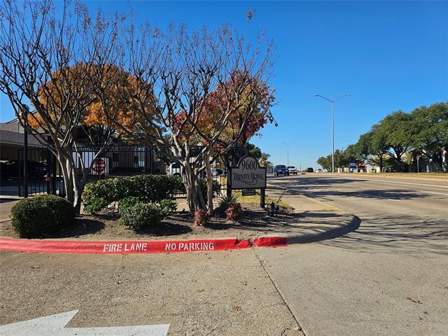 property at 9600 Royal Ln
