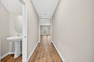 12924 Camarillo Pl in Lithia, FL - Building Photo - Building Photo