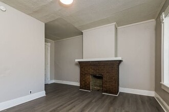 1-904 S Limestone St in Springfield, OH - Building Photo - Building Photo