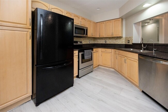 property at 50 Desford Ln