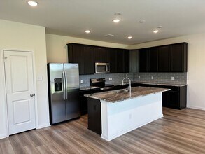 1005 Elise Ave in Waco, TX - Building Photo - Building Photo