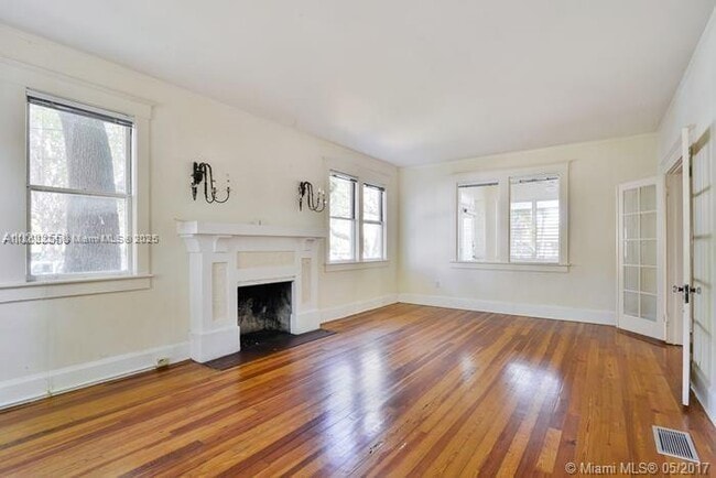 property at 2000 S Miami Ave