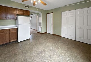 1543 14th Ave NE in Hickory, NC - Building Photo - Building Photo