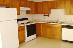 Oak Grove Apartments in Melrose, MN - Building Photo - Building Photo