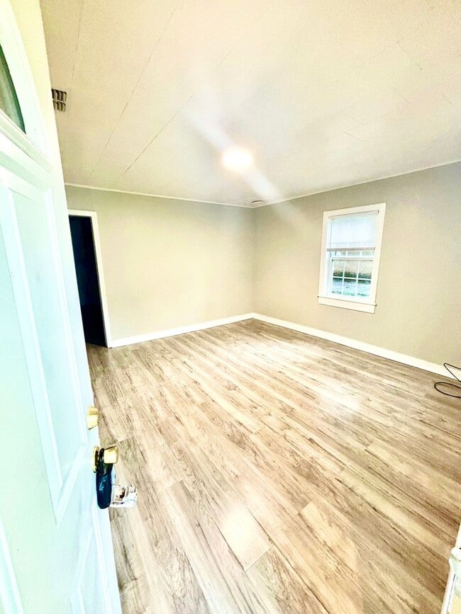 property at 257 N Pine Ave