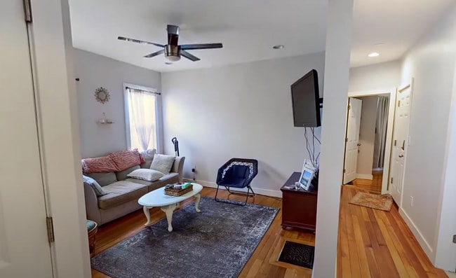278 Cypress St, Unit 3