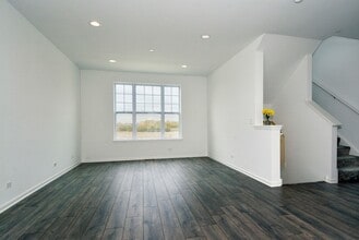 309 Timberleaf Cir in Roselle, IL - Building Photo - Building Photo