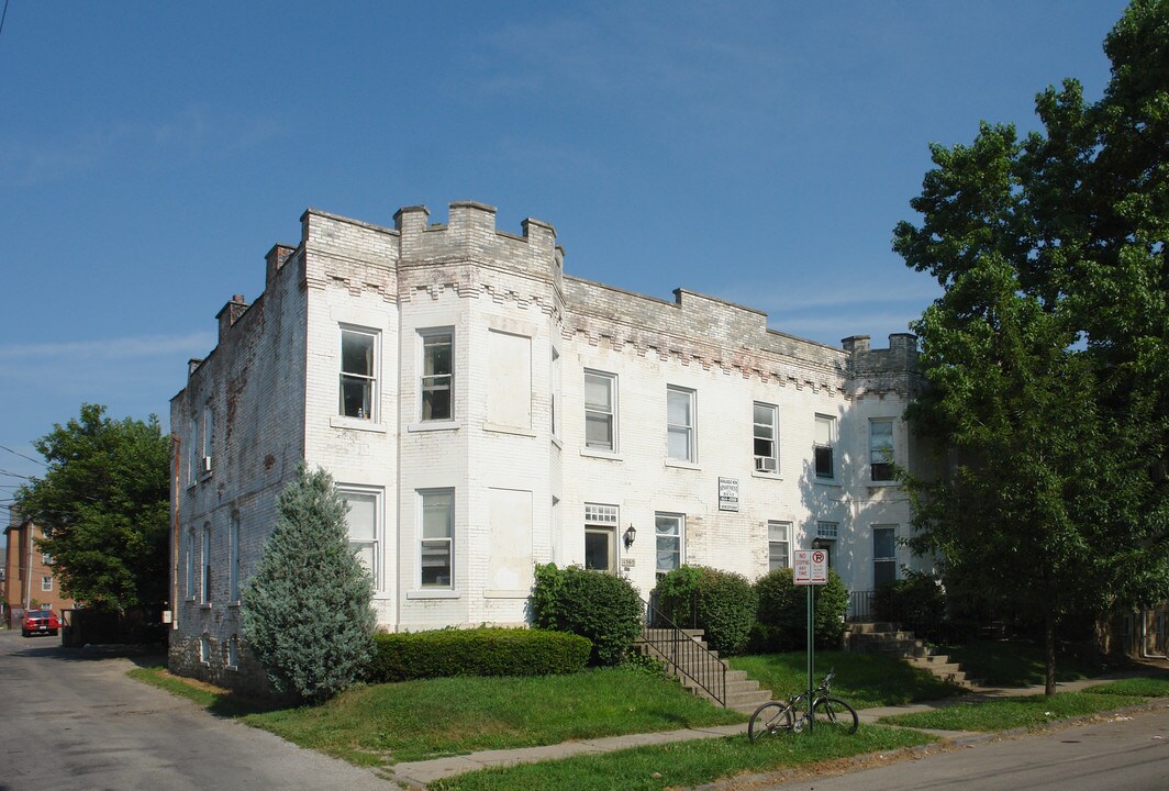 1565-1567 Highland St in Columbus, OH - Building Photo