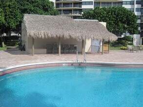 859 Jeffery St, Unit 2080 in Boca Raton, FL - Building Photo - Building Photo